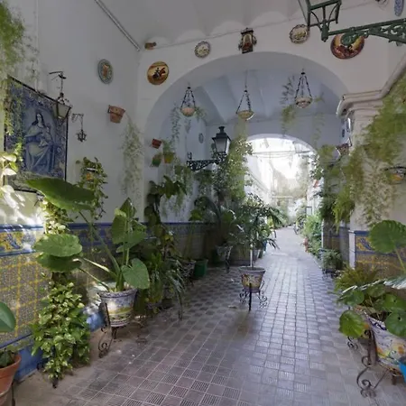 Castilla Triana Courtyard By Valcambre Seville Exterior photo