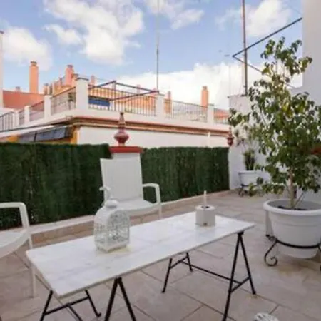 Castilla Triana Courtyard By Valcambre Seville Exterior photo