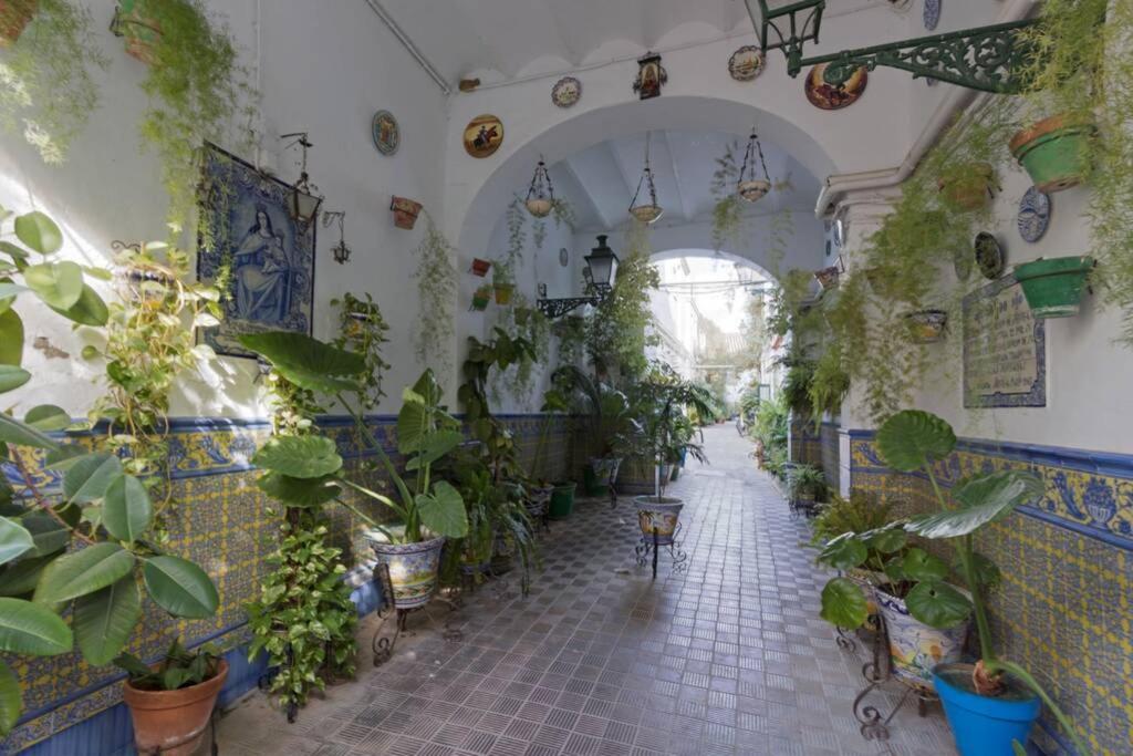 Castilla Triana Courtyard By Valcambre Apartament Sewilla